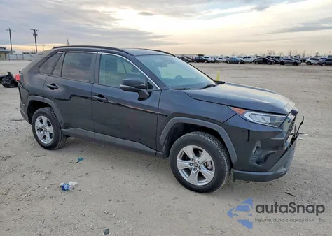 2021 Toyota Rav4 Xle from USA, damaged, VIN 2T3P1RFV2MC213408